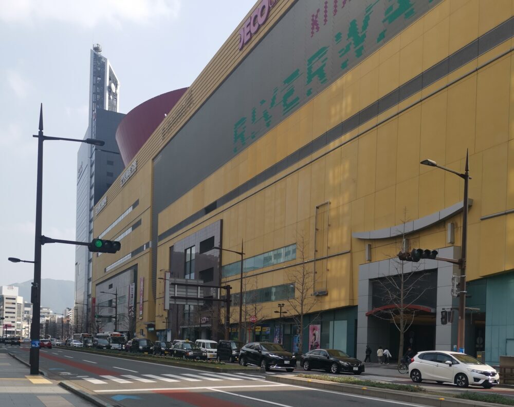 リバーウォーク北九州外観